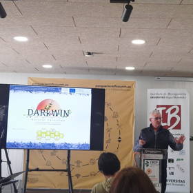 Dr. Francisco Alfocea presenting the project in Roots for the future Meeting